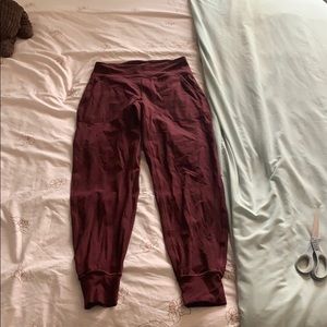 align joggers